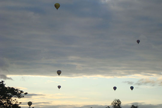 Balloon-11Feb-dawn-flight-in-sky
